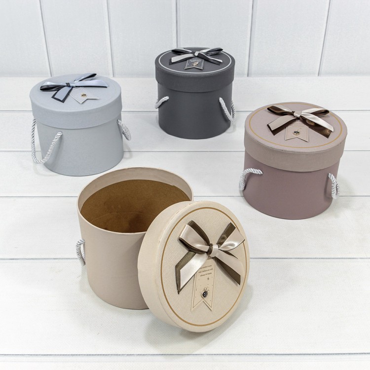 Коробка Круглая 13,8*11,5 с ручками и бантиком (микс 17) 1/4 1/48 Арт: 721819/17