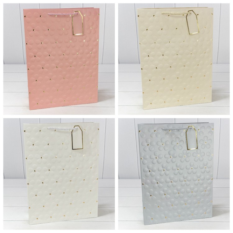 Пакет подарочный с тиснением "Цветочки" (микс) 31*42*12 210г 1/20 1/80 Арт: 000546A